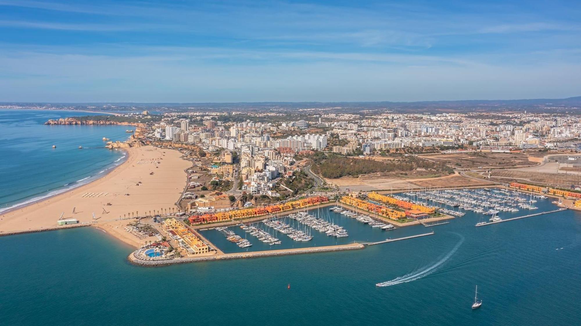 Bnb Homes Praia Da Rocha Beach Bright Apartment 50 M Away From The Ocean Portimao Bagian luar foto